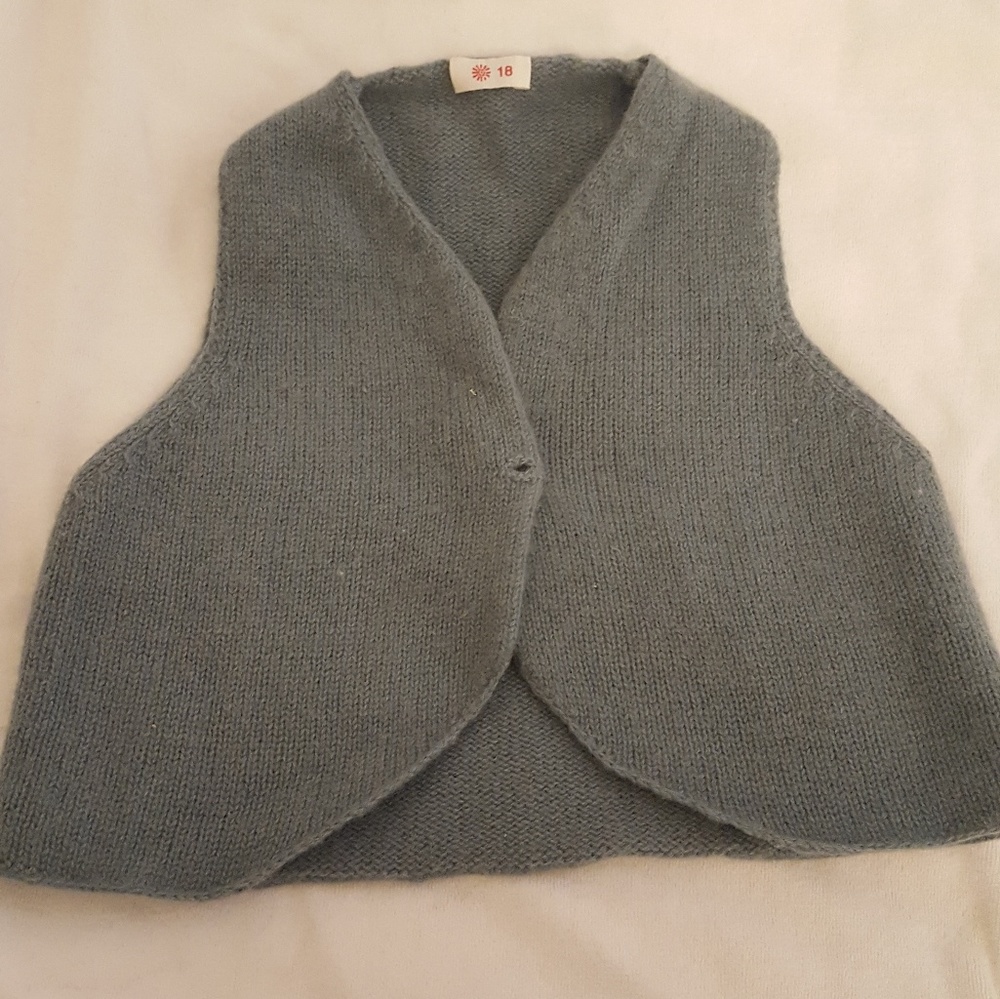 Wool vest barely used great condition